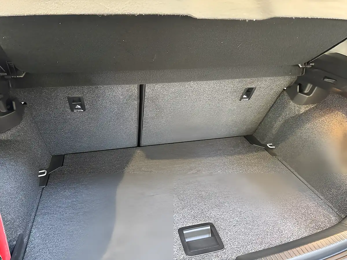 Used 2019 Volkswagen Polo Se Tech Edition Silver - Interior and Exterior details 10