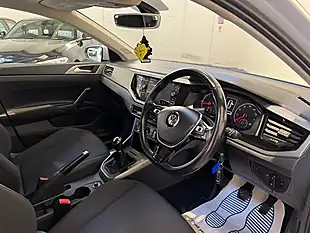 Used 2019 Volkswagen Polo Se Tech Edition Silver - Interior and Exterior details 16