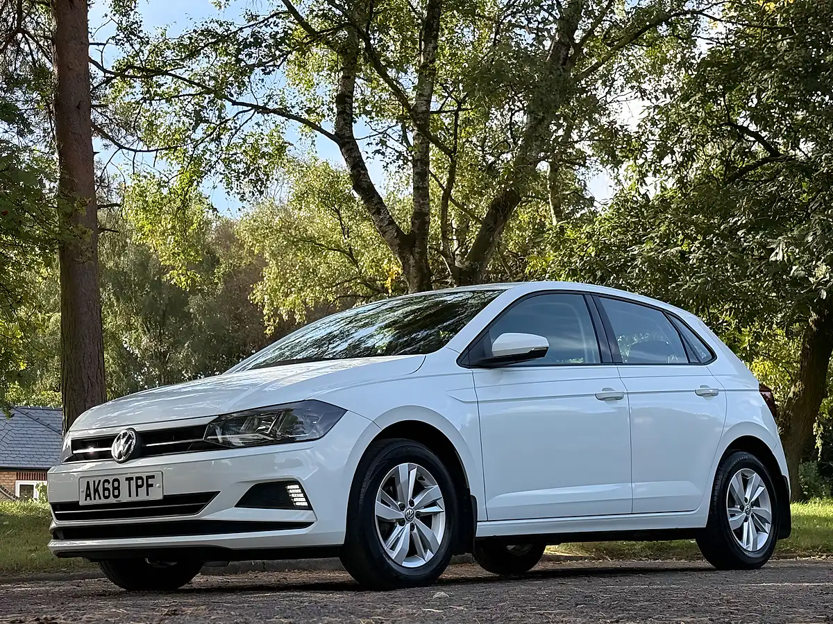 Used 2019 Volkswagen Polo Se Tech Edition White - Interior and Exterior details 11