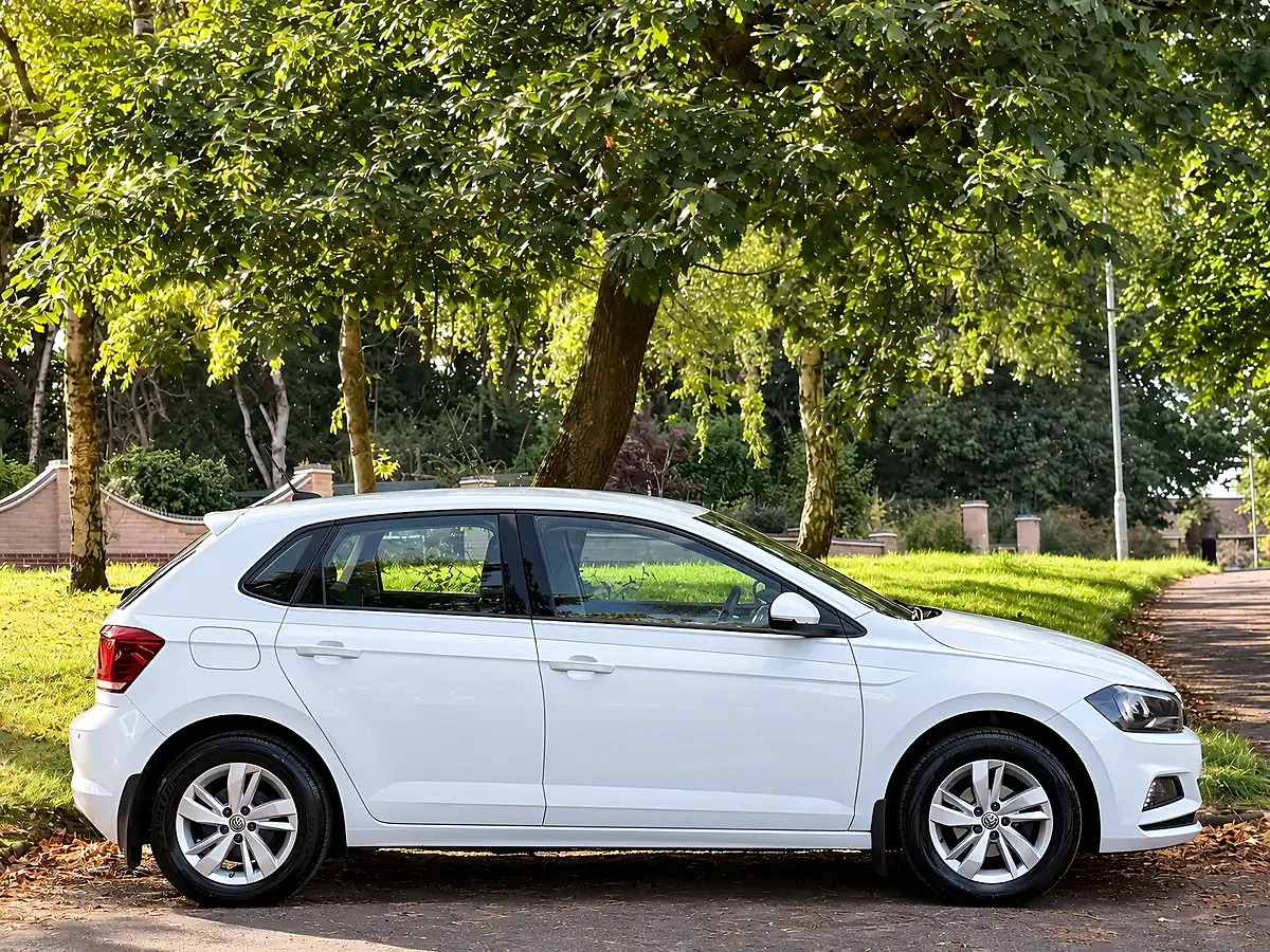 Used 2019 Volkswagen Polo Se Tech Edition White - Interior and Exterior details 4