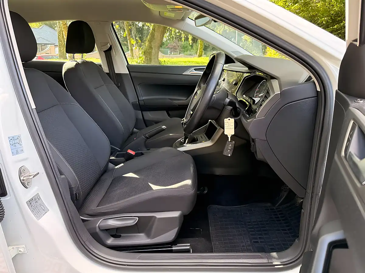 Used 2019 Volkswagen Polo Se Tech Edition White - Interior and Exterior details 6