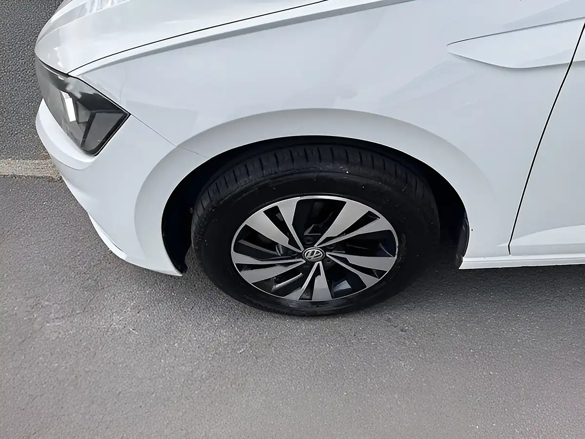 Used 2019 Volkswagen Polo Se White - Interior and Exterior details 13
