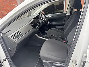 Used 2019 Volkswagen Polo Se White - Interior and Exterior details 15