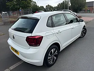 Used 2019 Volkswagen Polo Se White - Interior and Exterior details 4