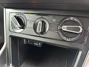 Used 2019 Volkswagen Polo Se White - Interior and Exterior details 14