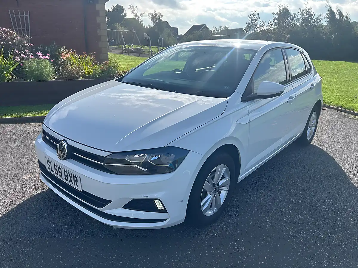 Used 2019 Volkswagen Polo Se White - Interior and Exterior details 3