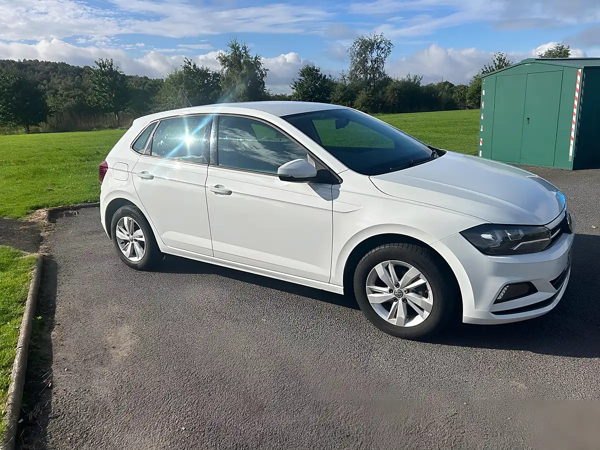 Used 2019 Volkswagen Polo Se White - Interior and Exterior details 4