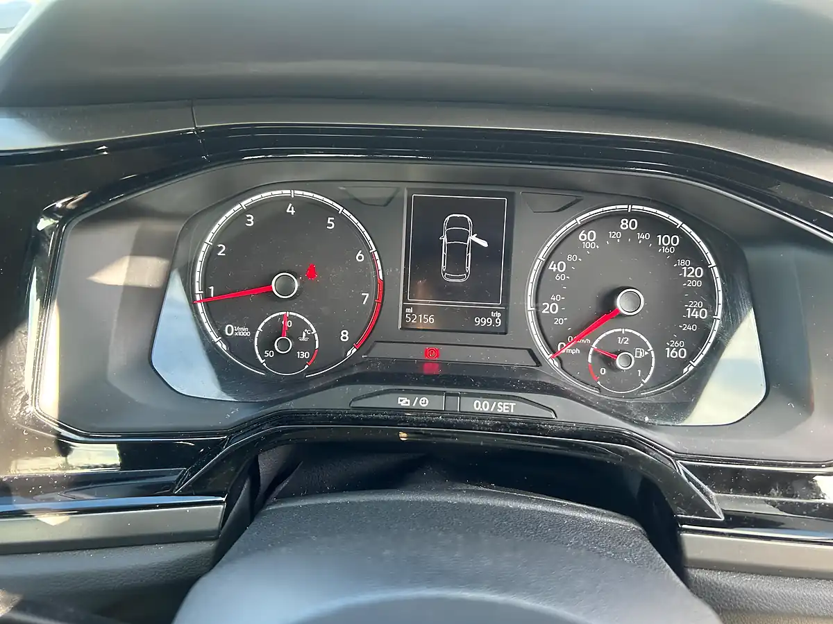 Used 2019 Volkswagen Polo Se White - Interior and Exterior details 9