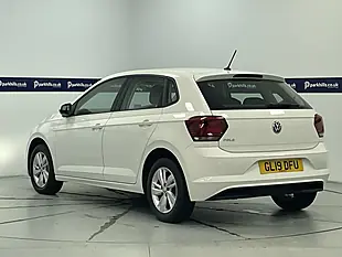 Used 2019 Volkswagen Polo Se White - Interior and Exterior details 4