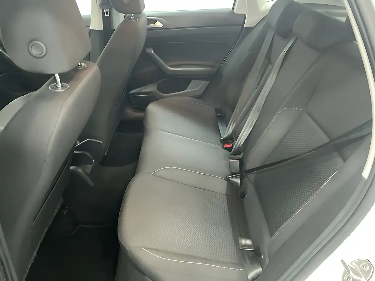 Used 2019 Volkswagen Polo Se White - Interior and Exterior details 9