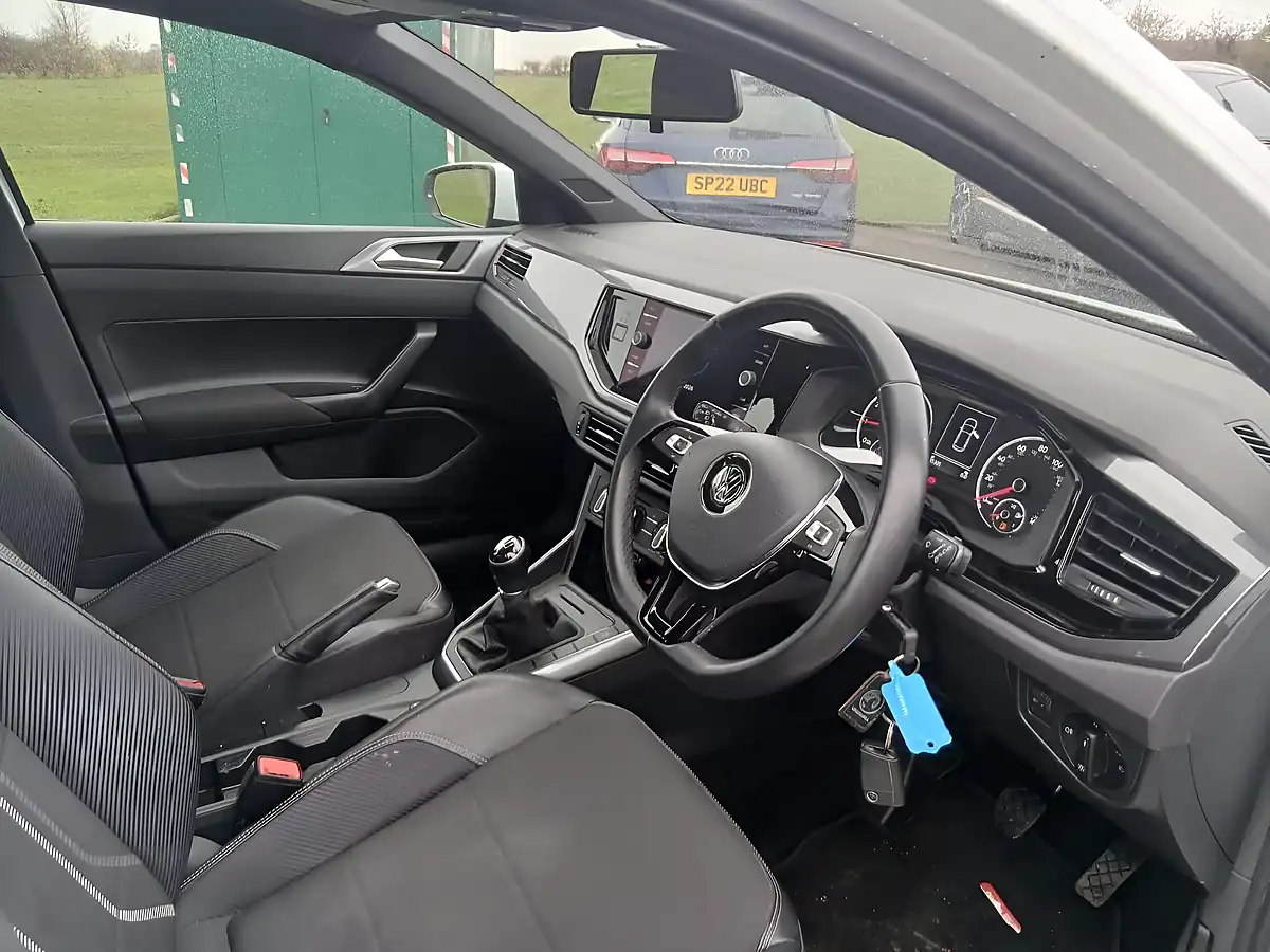 Used 2019 Volkswagen Polo Se White - Interior and Exterior details 14
