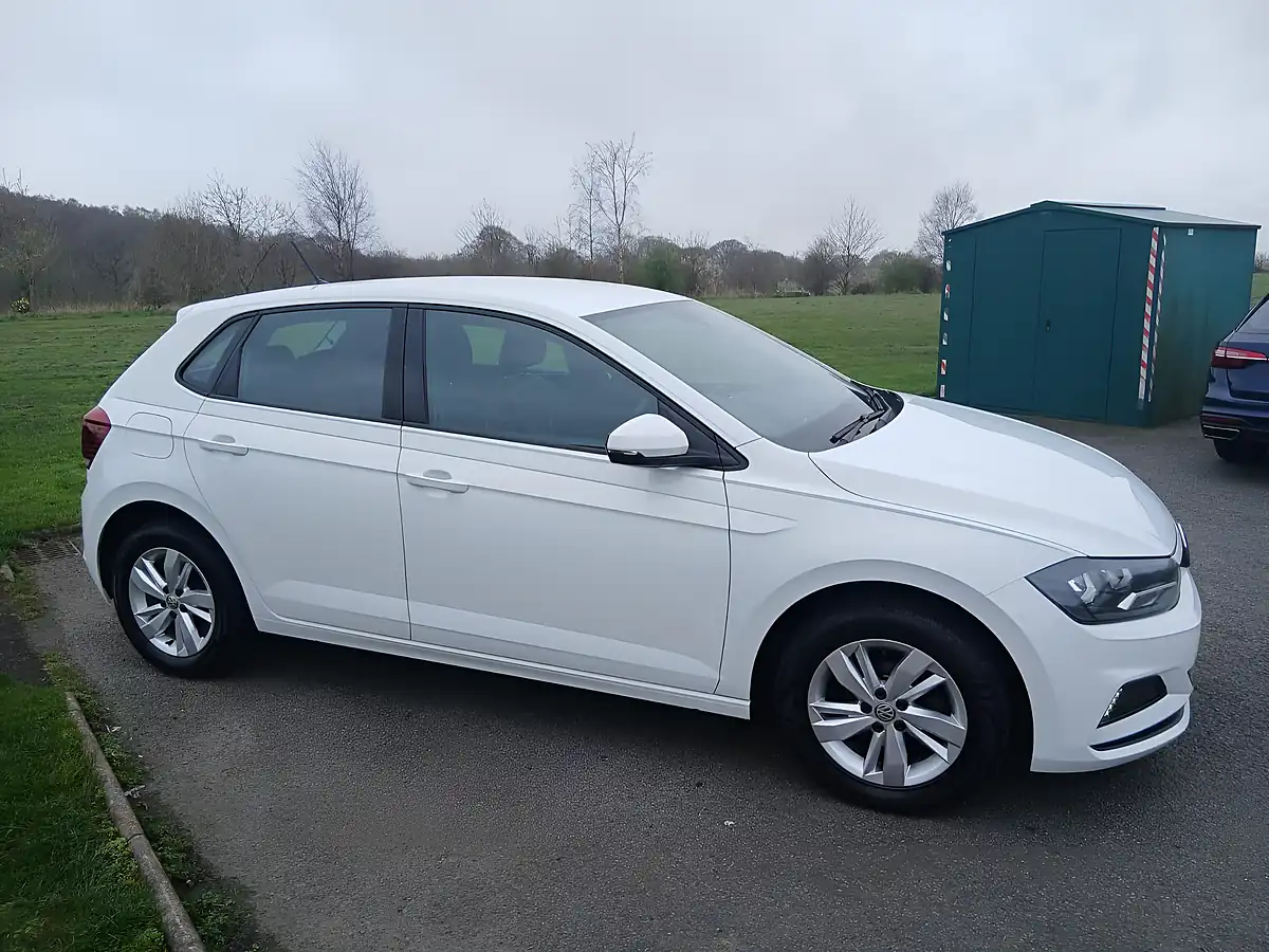 Used 2019 Volkswagen Polo Se White - Interior and Exterior details 5