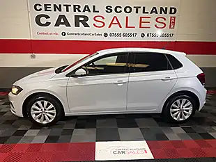 Used 2019 Volkswagen Polo Sel Silver - Interior and Exterior details 3