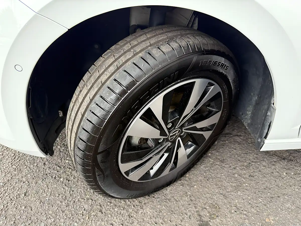 Used 2019 Volkswagen Polo Sel White - Interior and Exterior details 20