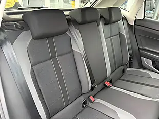 Used 2019 Volkswagen Polo Sel White - Interior and Exterior details 4