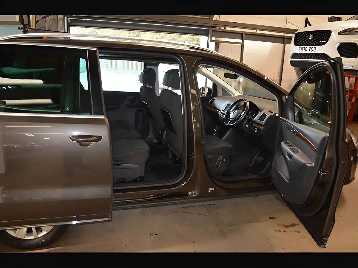 Used 2019 Volkswagen Sharan Se Dark Oak Brown - Interior and Exterior details 13