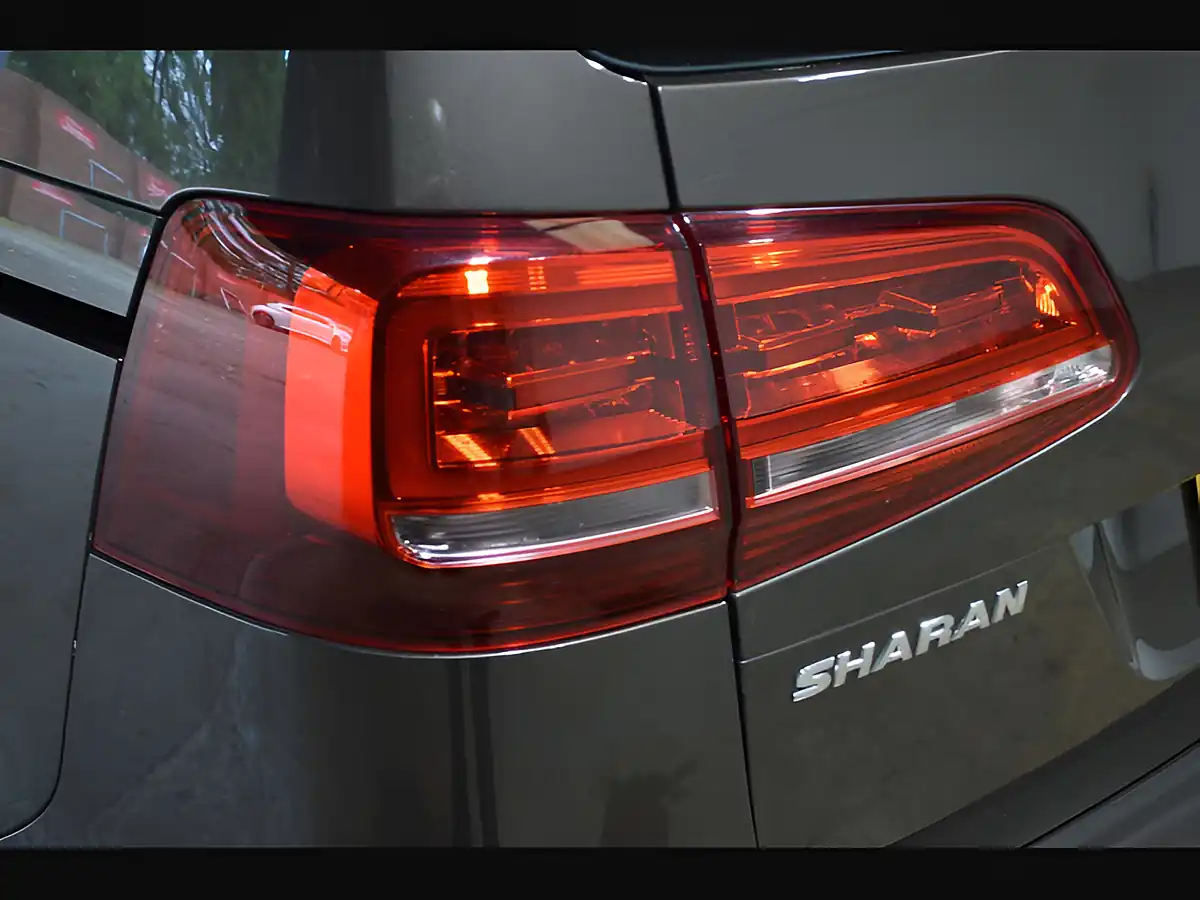 Used 2019 Volkswagen Sharan Se Dark Oak Brown - Interior and Exterior details 18