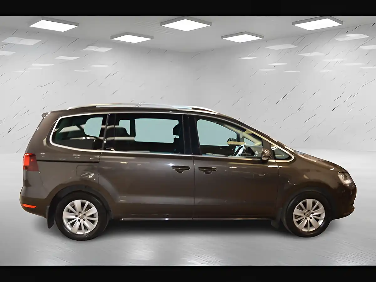 Used 2019 Volkswagen Sharan Se Dark Oak Brown - Interior and Exterior details 5
