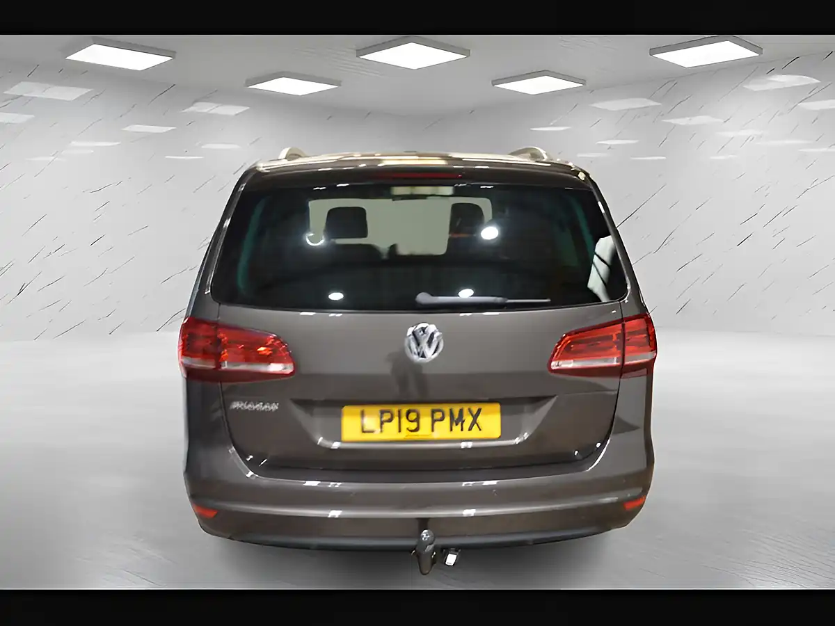 Used 2019 Volkswagen Sharan Se Dark Oak Brown - Interior and Exterior details 7