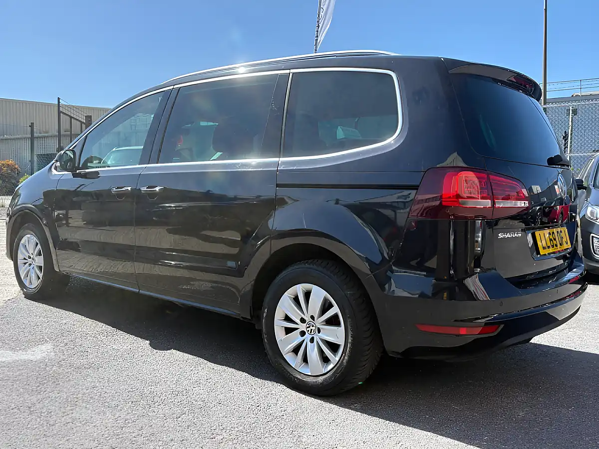 Used 2019 Volkswagen Sharan Se Nav Black - Interior and Exterior details 12