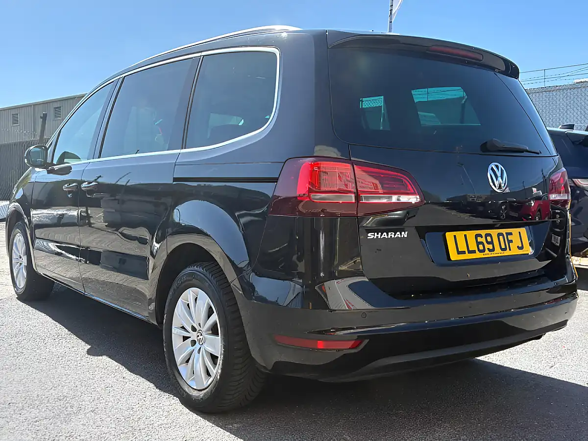 Used 2019 Volkswagen Sharan Se Nav Black - Interior and Exterior details 13