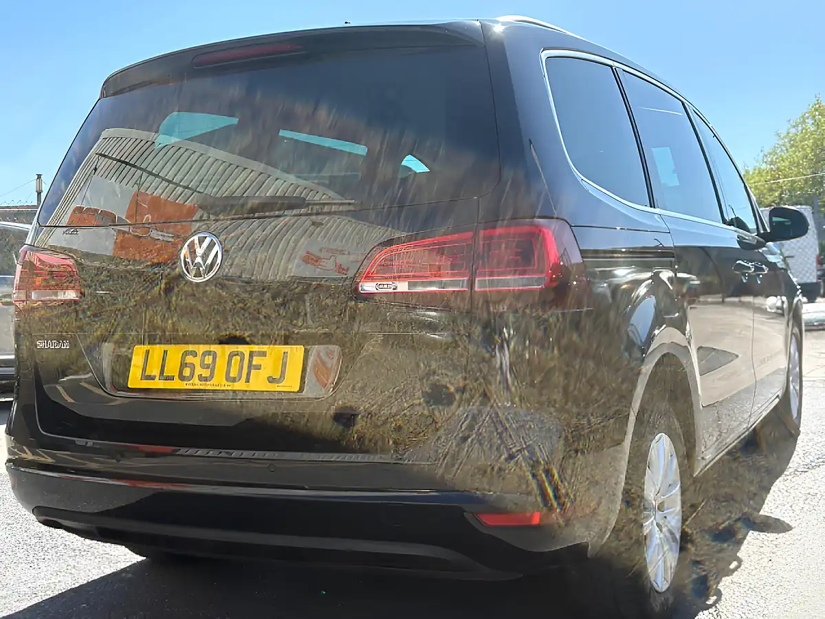Used 2019 Volkswagen Sharan Se Nav Black - Interior and Exterior details 7