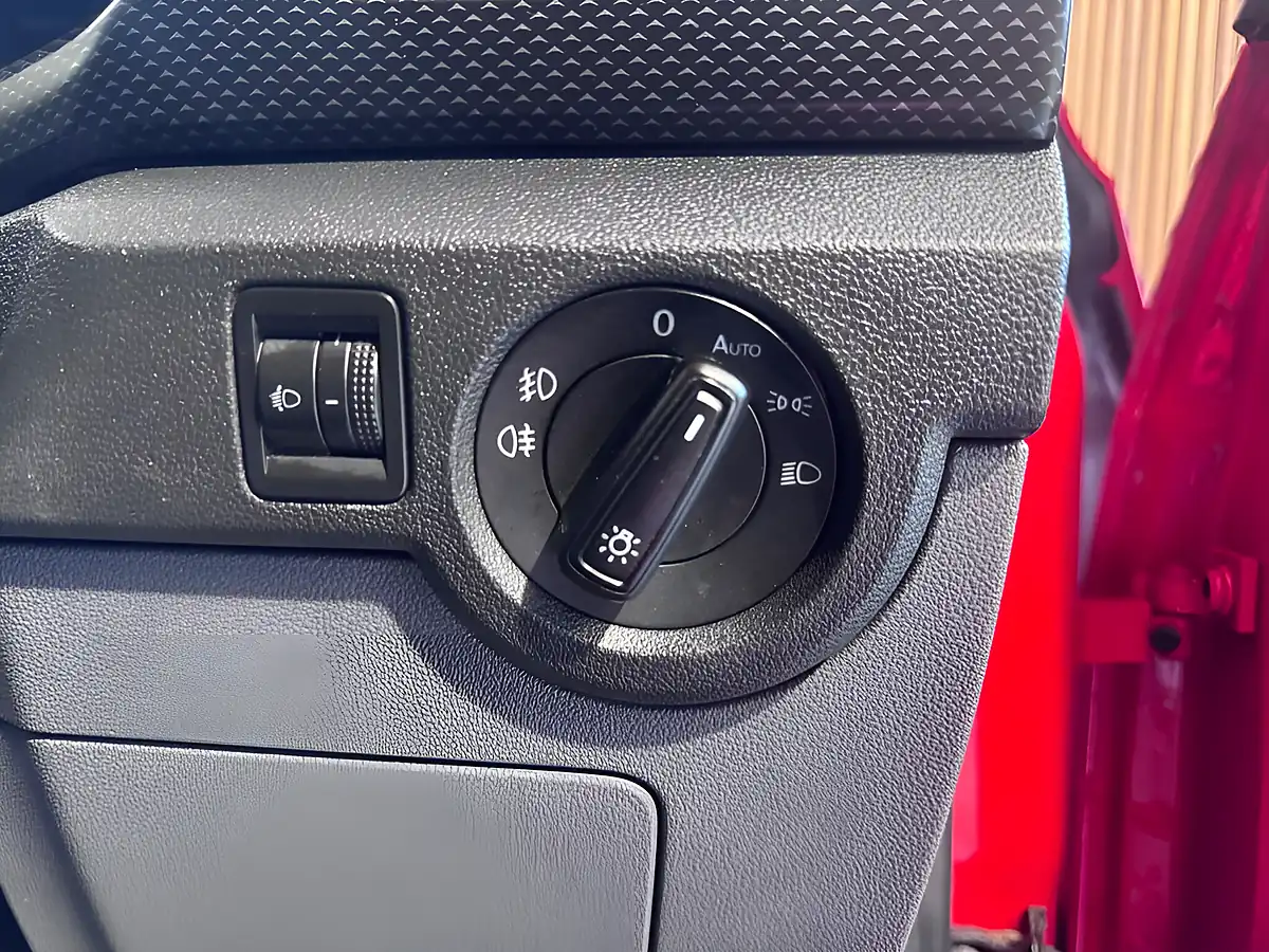 Used 2019 Volkswagen T-Cross Se Red - Interior and Exterior details 17