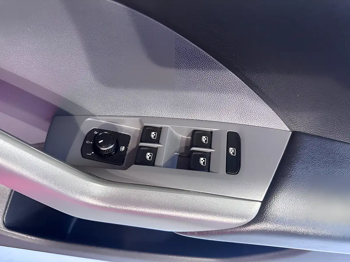 Used 2019 Volkswagen T-Cross Se Red - Interior and Exterior details 18