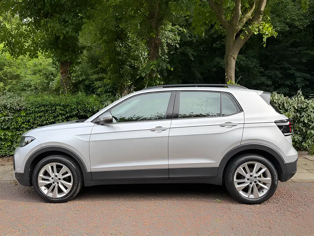 Used 2019 Volkswagen T-Cross Se Reflex Silver - Interior and Exterior details 10