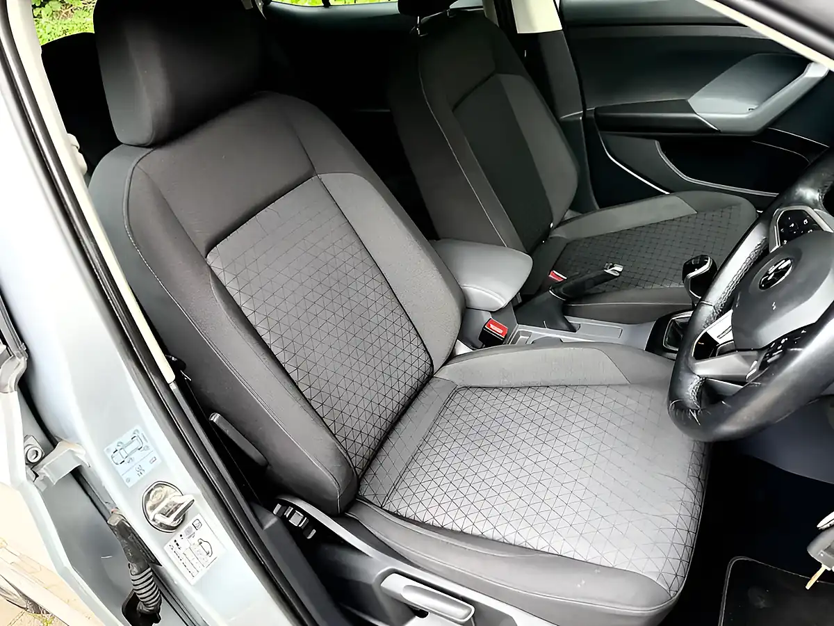 Used 2019 Volkswagen T-Cross Se Reflex Silver - Interior and Exterior details 11