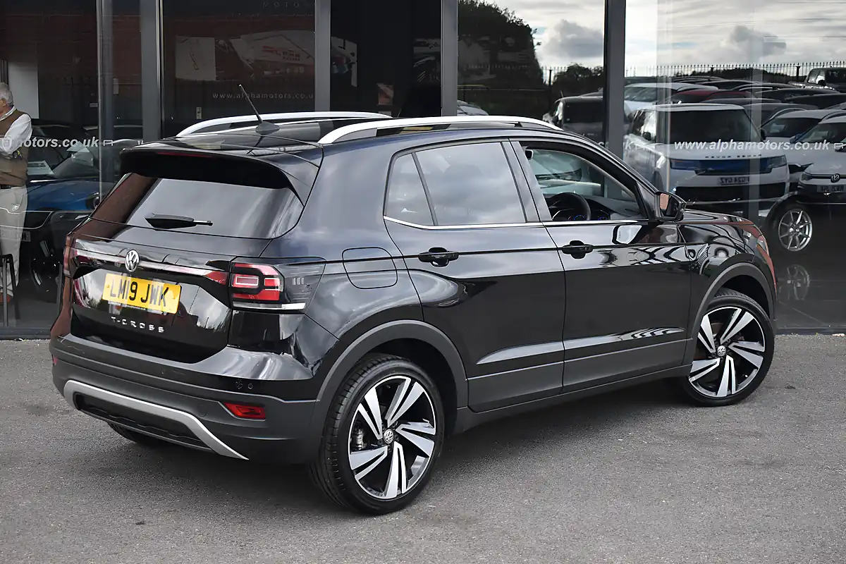 Used 2019 Volkswagen T-Cross Sel Deep Black - Interior and Exterior details 4