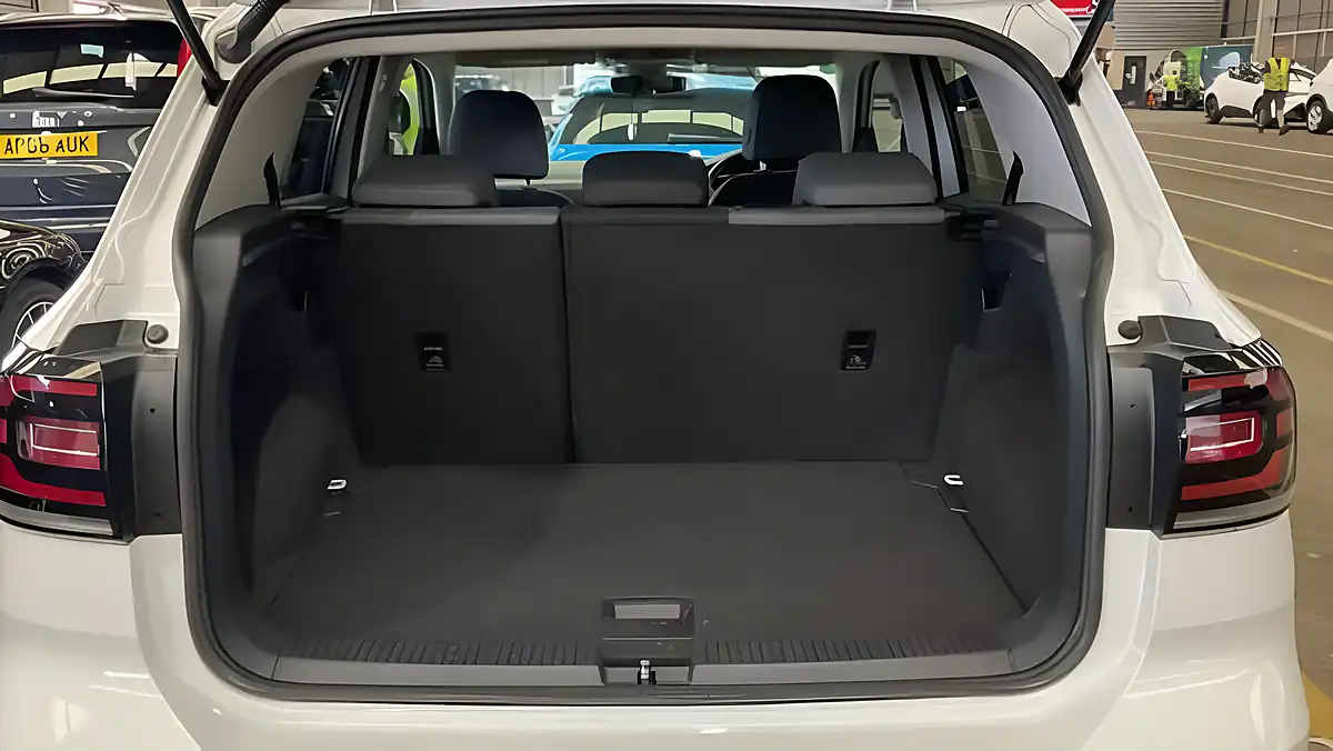 Used 2019 Volkswagen T-Cross Sel White - Interior and Exterior details 9