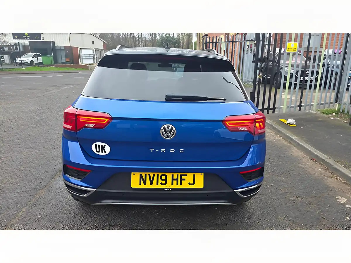 Used 2019 Volkswagen T-Roc Design Blue - Interior and Exterior details 11
