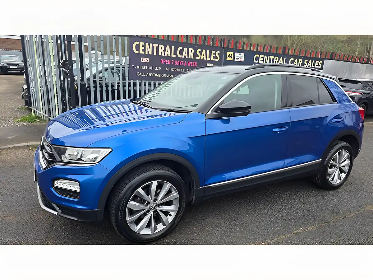 Used 2019 Volkswagen T-Roc Design Blue - Interior and Exterior details 18