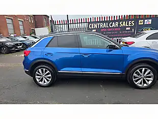 Used 2019 Volkswagen T-Roc Design Blue - Interior and Exterior details 7