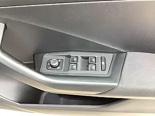 Used 2019 Volkswagen T-Roc Design Grey - Interior and Exterior details 13