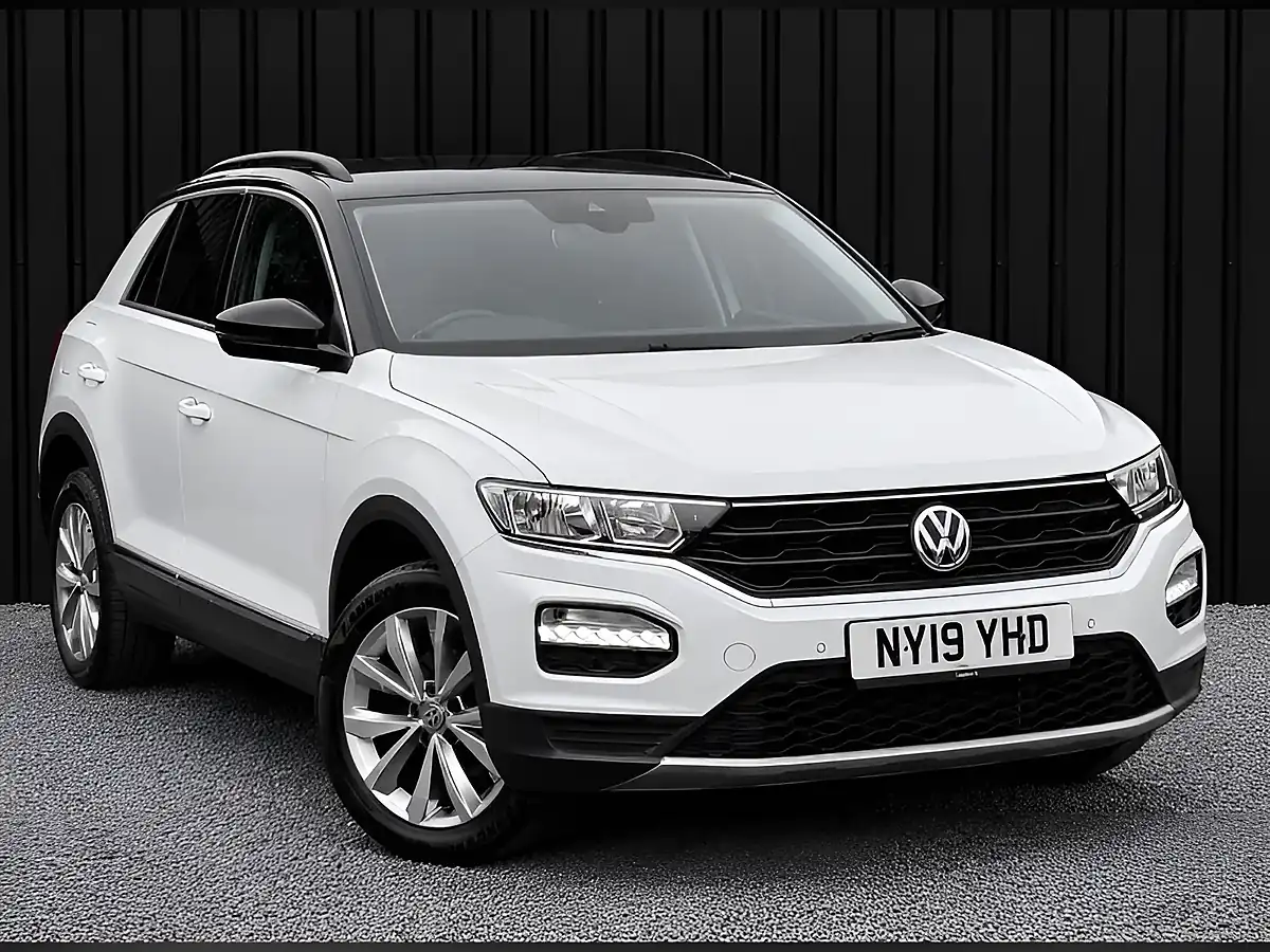 Used 2019 Volkswagen T-Roc Design Silver - Front View