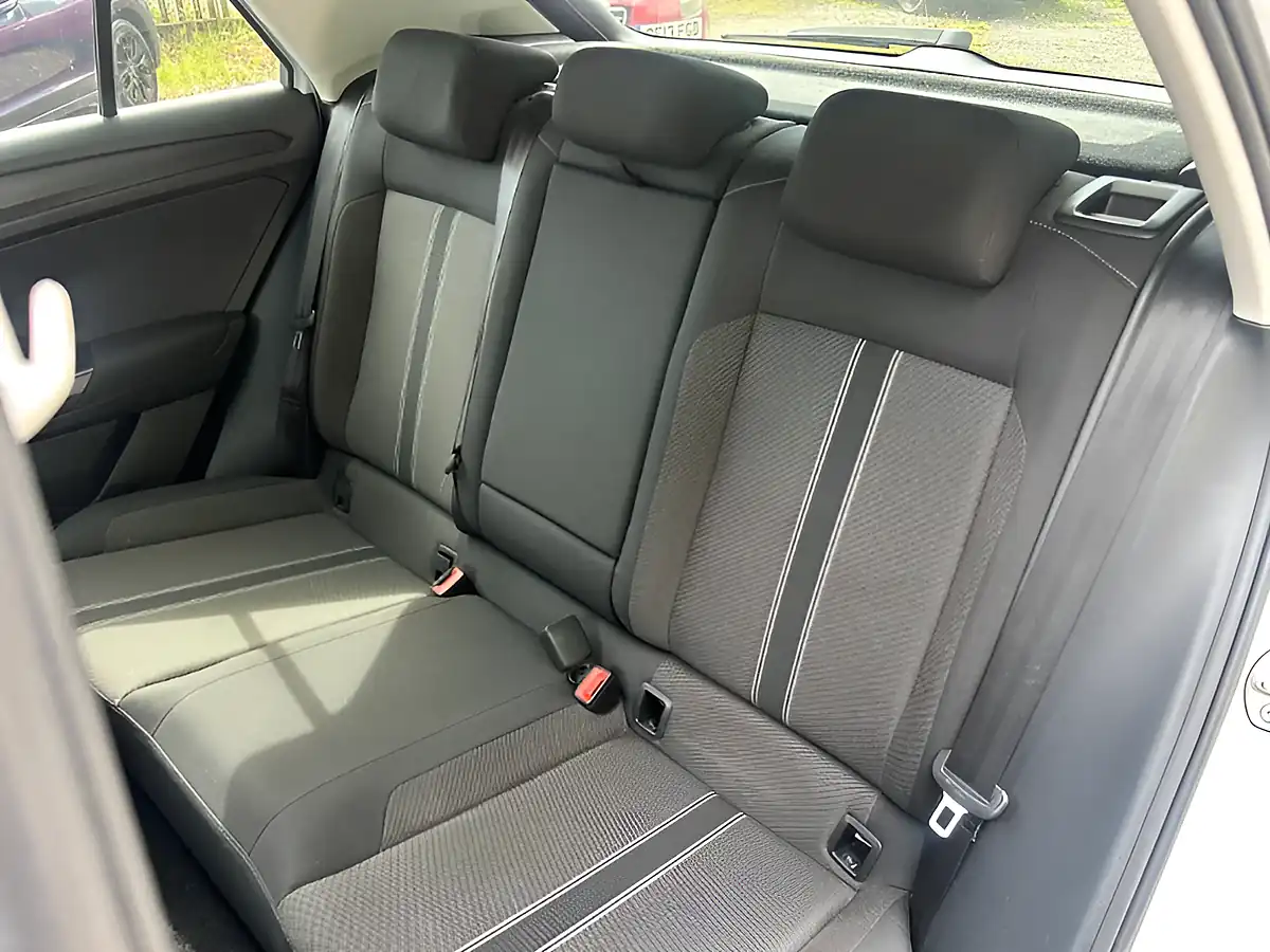 Used 2019 Volkswagen T-Roc Design Silver - Interior and Exterior details 14