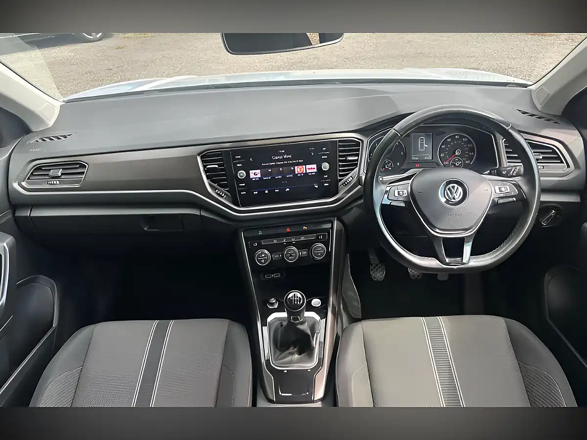 Used 2019 Volkswagen T-Roc Design Silver - Interior and Exterior details 3