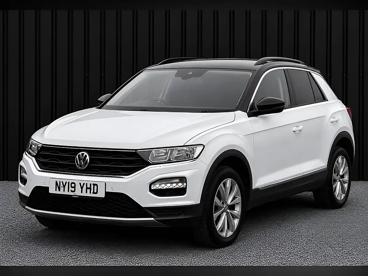 Used 2019 Volkswagen T-Roc Design Silver - Interior and Exterior details 6