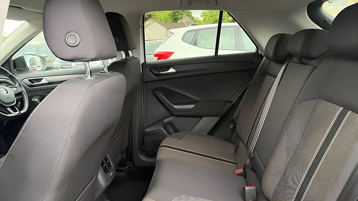 Used 2019 Volkswagen T-Roc Design White - Interior and Exterior details 14