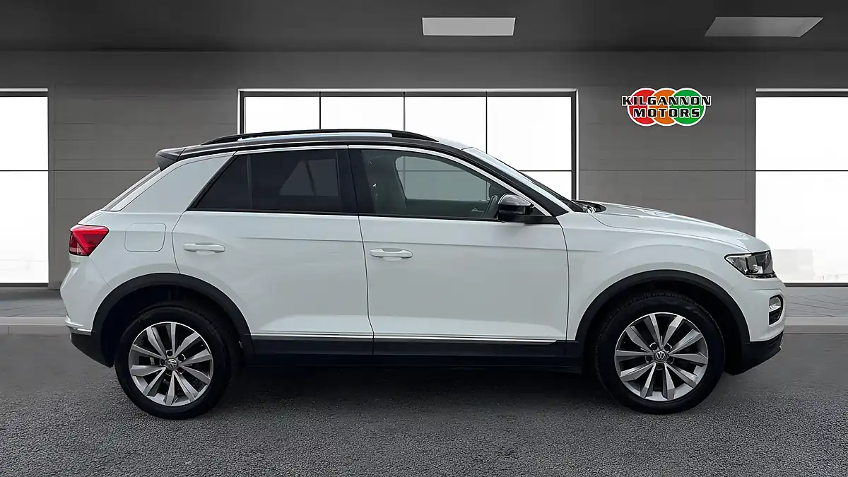 Used 2019 Volkswagen T-Roc Design White - Interior and Exterior details 16