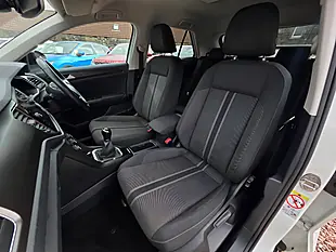 Used 2019 Volkswagen T-Roc Design White - Interior and Exterior details 10