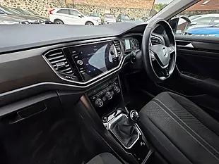 Used 2019 Volkswagen T-Roc Design White - Interior and Exterior details 11