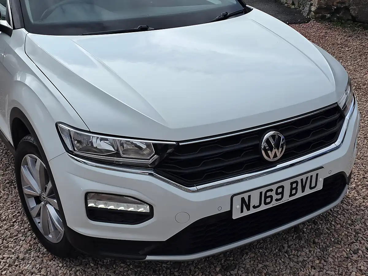 Used 2019 Volkswagen T-Roc Design White - Interior and Exterior details 2