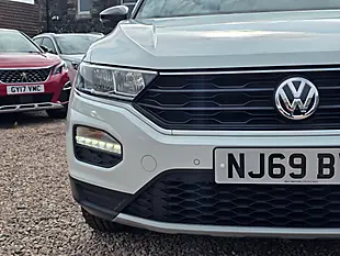 Used 2019 Volkswagen T-Roc Design White - Interior and Exterior details 4