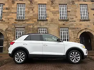 Used 2019 Volkswagen T-Roc Design White - Interior and Exterior details 12