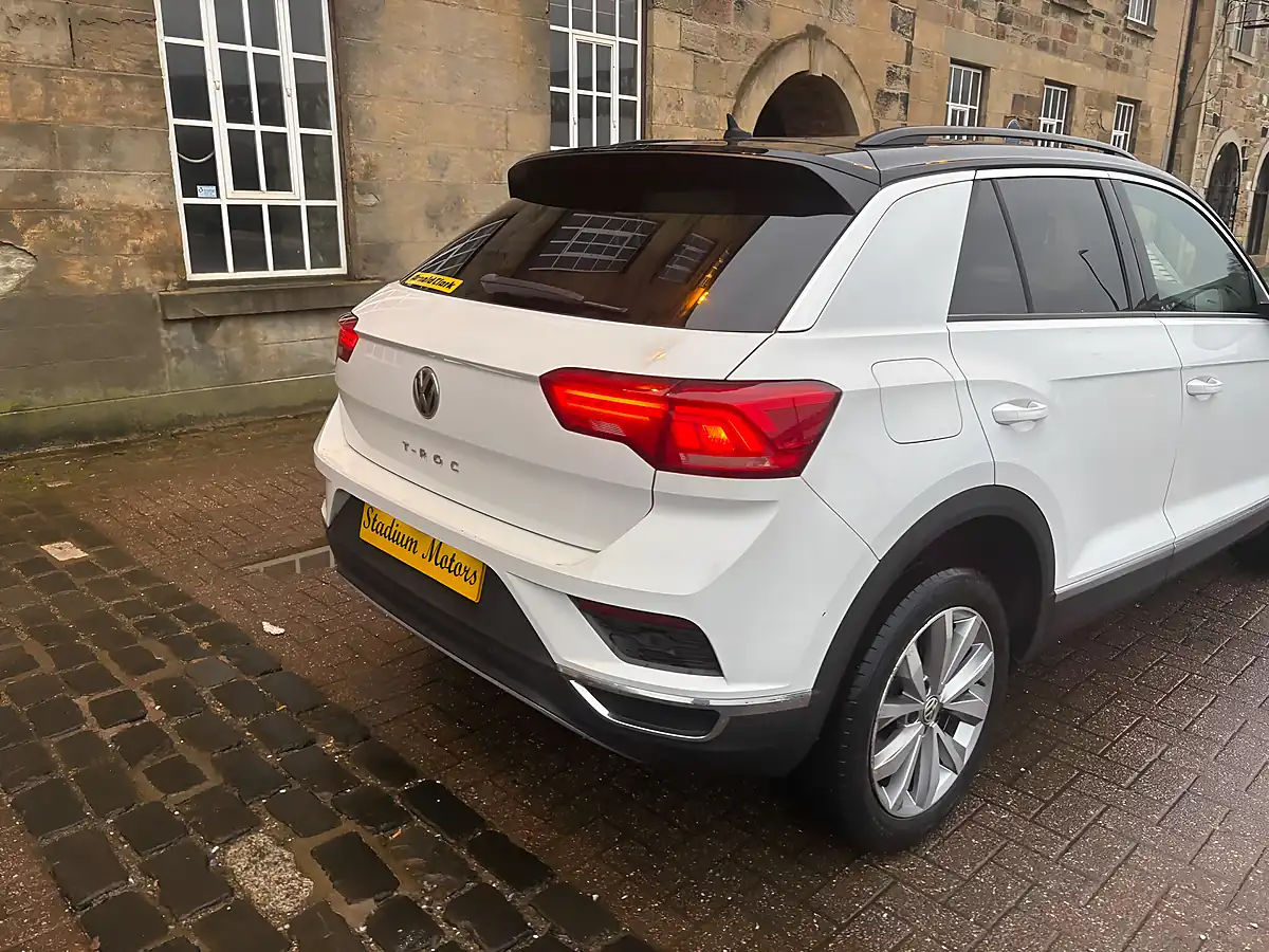 Used 2019 Volkswagen T-Roc Design White - Interior and Exterior details 17