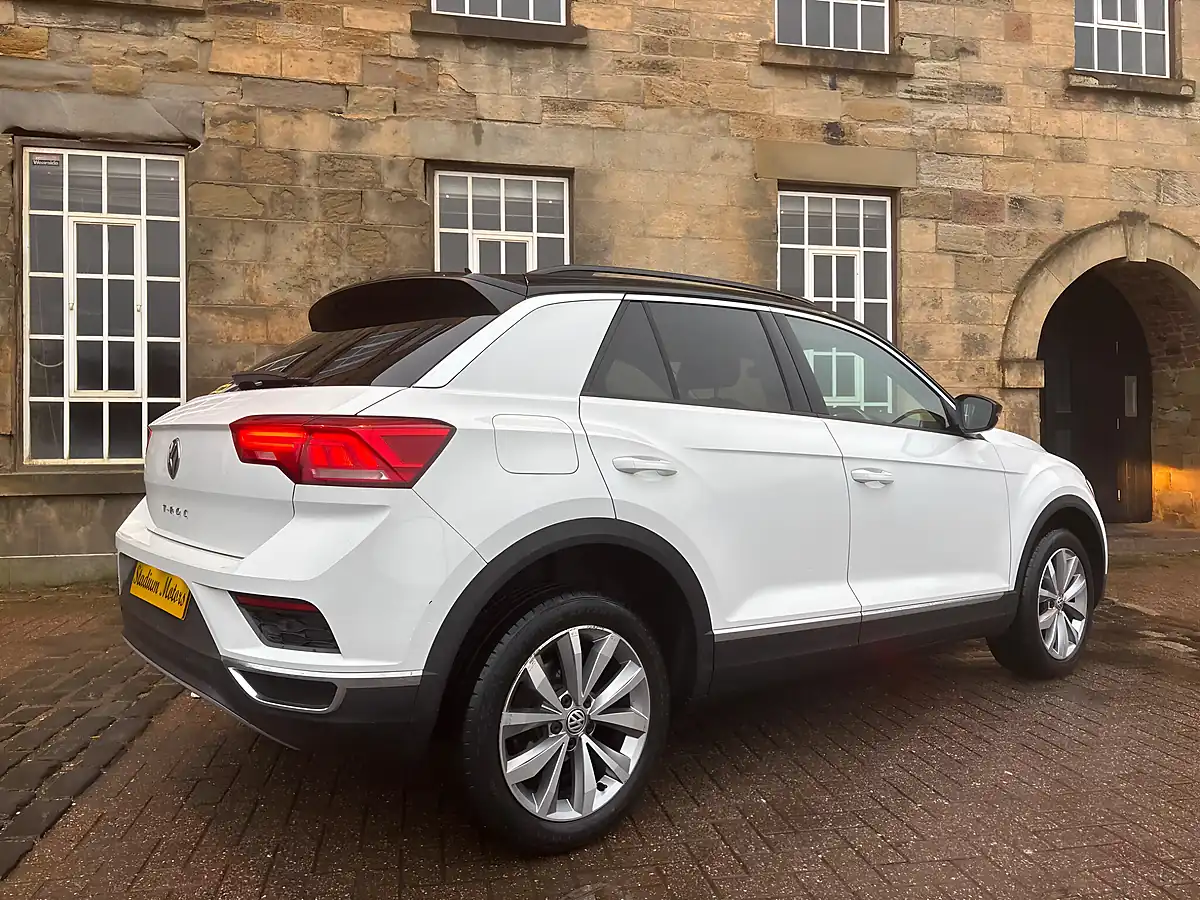 Used 2019 Volkswagen T-Roc Design White - Interior and Exterior details 18