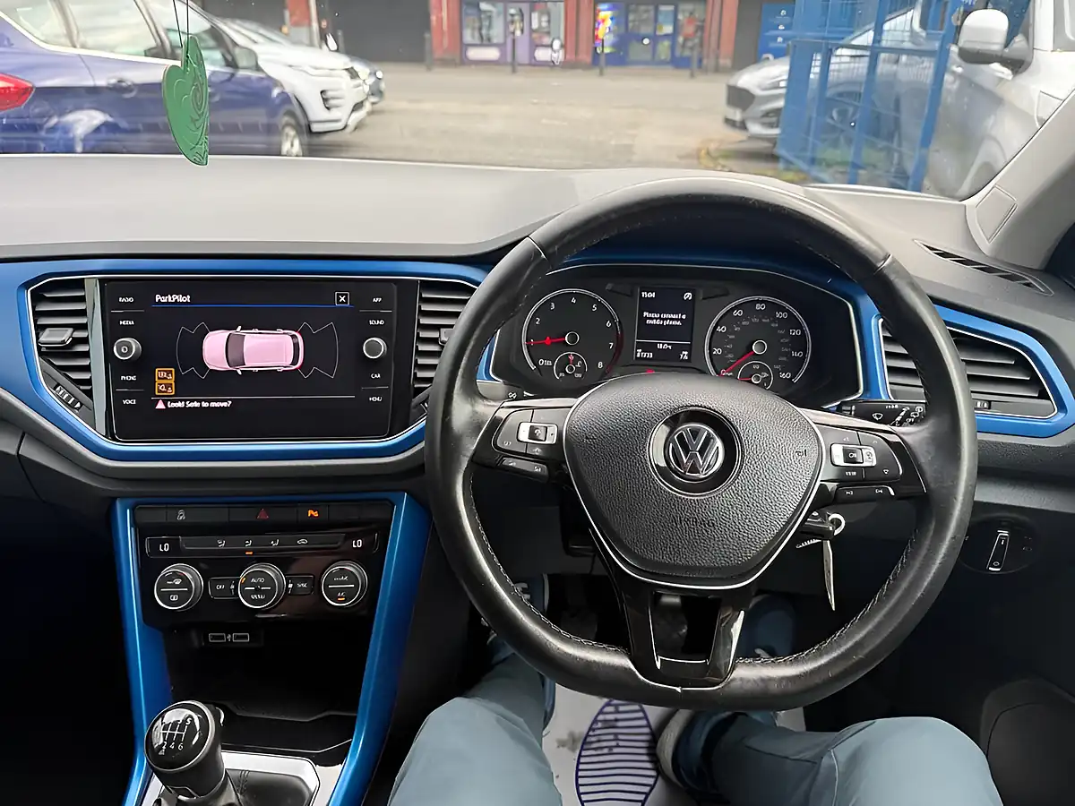Used 2019 Volkswagen T-Roc Design White - Interior and Exterior details 13